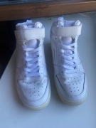 Nike air court r.38,5