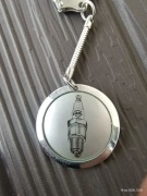 Brelok motoryzacyjny ISKRA świeca zapłonowa stan BDB PRL