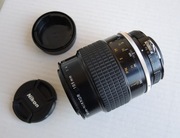 Nikon Micro- Nikkor 105mm F 4,0 zadbany