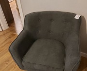 Fotel szary Homla wygodny styl skandynawski 