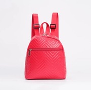 Czerwony plecak pikowany 