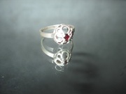 WARMET AGAT  VINTAGE  SREBRNY PIERŚCIONEK Z RUBINOWYM OCZKIEM 925V 1,88g