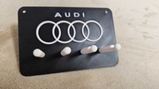 Wieszak na klucze dla fanów motoryzacji - AUDI
