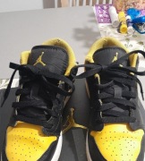 Buty, adidasy Nike Air Jordan 1 Low (GS) r. 38, 24cm  żółte