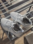 Buty damskie Skechers białe 38.5