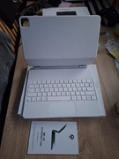 Białe etui z klawiaturą do Apple Ipad Pro 11 12,9 cali .