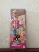 Lalka Barbie w stroju jeździeckim z hełmem dżokejka Malibu Wielki wyścig