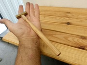 Stary mosiężny młotek 99g. Stan bdb, sztywny 