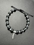 Bransoletka na sznurku