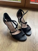 Sandaly na szpilce Ryłko