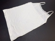 2x PODKOSZULKI białe z koronką rozm. 116 jak NOWE