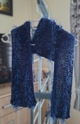 Szalik damski -granat z błyszczącą nitką 190cm/17cm