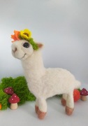 Handmade rękodzieło figurka pluszak lama alpaka filc wełna czesankowa 