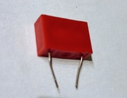 Kondensator 680pF/250V