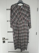 Śliczna koktajlowa sukienka Closet M/L