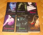 P.C. Cast Kuszona Przysięga Smoka Osaczona Przeznaczona Wybrana