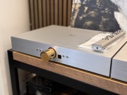 Profesjonalny przedwzmacniacz Densen Audio B-200