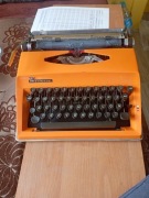 Maszyna do pisania contessa