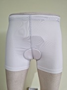 Spodenki sportowe na rower białe