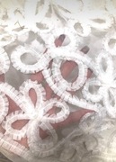 Gipiura  koronka biała śmietankową ślubna koronkowa wzory elegancka 