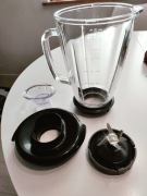 Zestaw z dzbankiem do blendera Krups kb439d