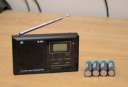Radio WODEKE W-903 (+ 4x aku NEWELL R2U 2500 mAh)