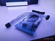 Białem kable do zasialania GPU 6+2 pin