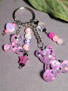 Brelok breloczek różowy z Misiem z żywicy do kluczy HANDMADE