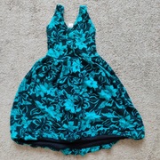 Sprzedam sukienkę bombkę 135