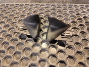 VW Jetta A2 MK2 zaślepki prowadnice tylnych pasów 