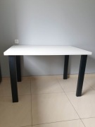 Stół tradycyjny w stylu loft