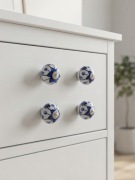 Ceramiczne gałki meblowe 4szt. Ręcznie malowane Jaipur – Niebieski kwiat