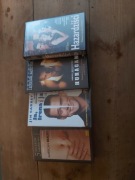 Zestaw filmów na kasetach video.