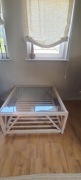 sprzedam bielony stolik kawowy 100x100