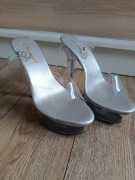 Transparentne sandały na szpilce 