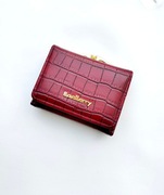 Bordowy portfel wzór krokodyla Baellerry mały nowy