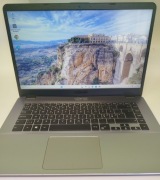 Laptop Asus Sonic Master R404Z, SSD128GB, RAM8GB