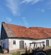 Obora z przeznaczeniem do rozbiórki.. 