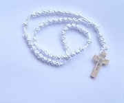 Różaniec zesznurka satynowego pleciony kolor biały