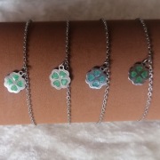 Bransoletka ze stali chirurgicznej koniczynka