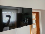 Telewizor Philips 32 cale + mocowanie na ścianę 