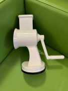 Szatkownica maszynka tarka do ziemniaków warzyw