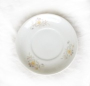 prl talerzyk Karolina, kwiatki talerz vintage