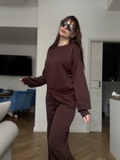 Stylowy komplet sportowo-elegancki z wiskozy (materiał turecki)