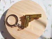 Brelok Glock kolor złoty super detale SWAG, y2k