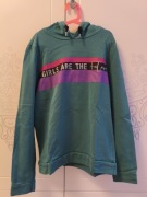 Zielona bluza dziecięca 