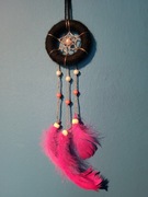 Różowo-czarny łapacz snów