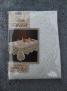 Nowy kremowy ażurowy obrus w kwiaty