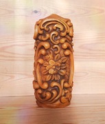 Stara woskowa świeca rzeźbiona vintage