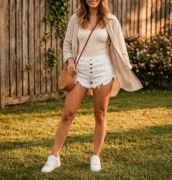 Spodenki damskie jeans jeansowe M L rozprucia